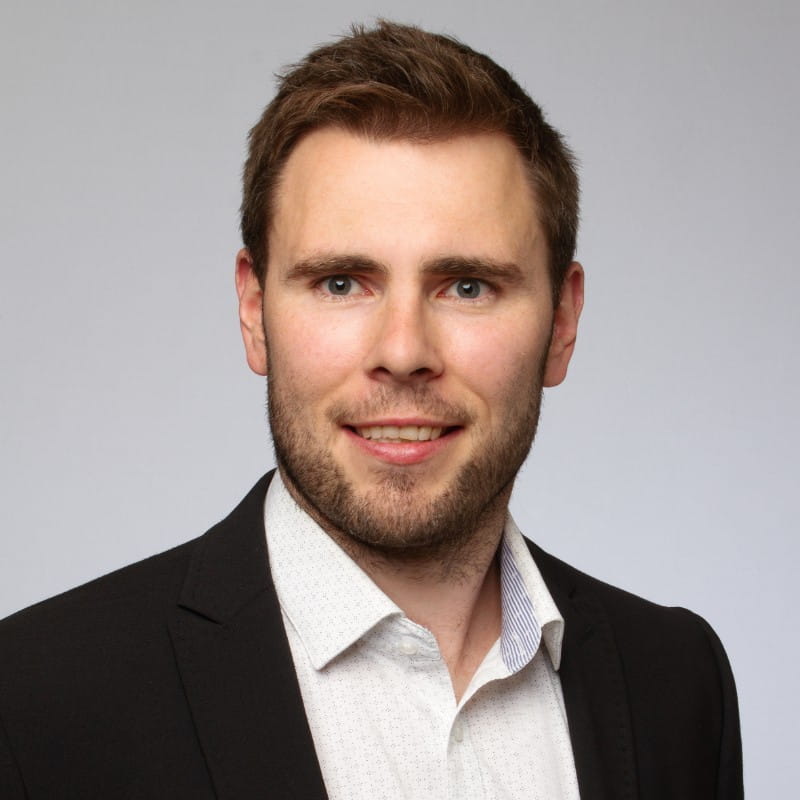 Meet Hans-Peter, aviation enthusiast steering the course of critical medicine shipments. 