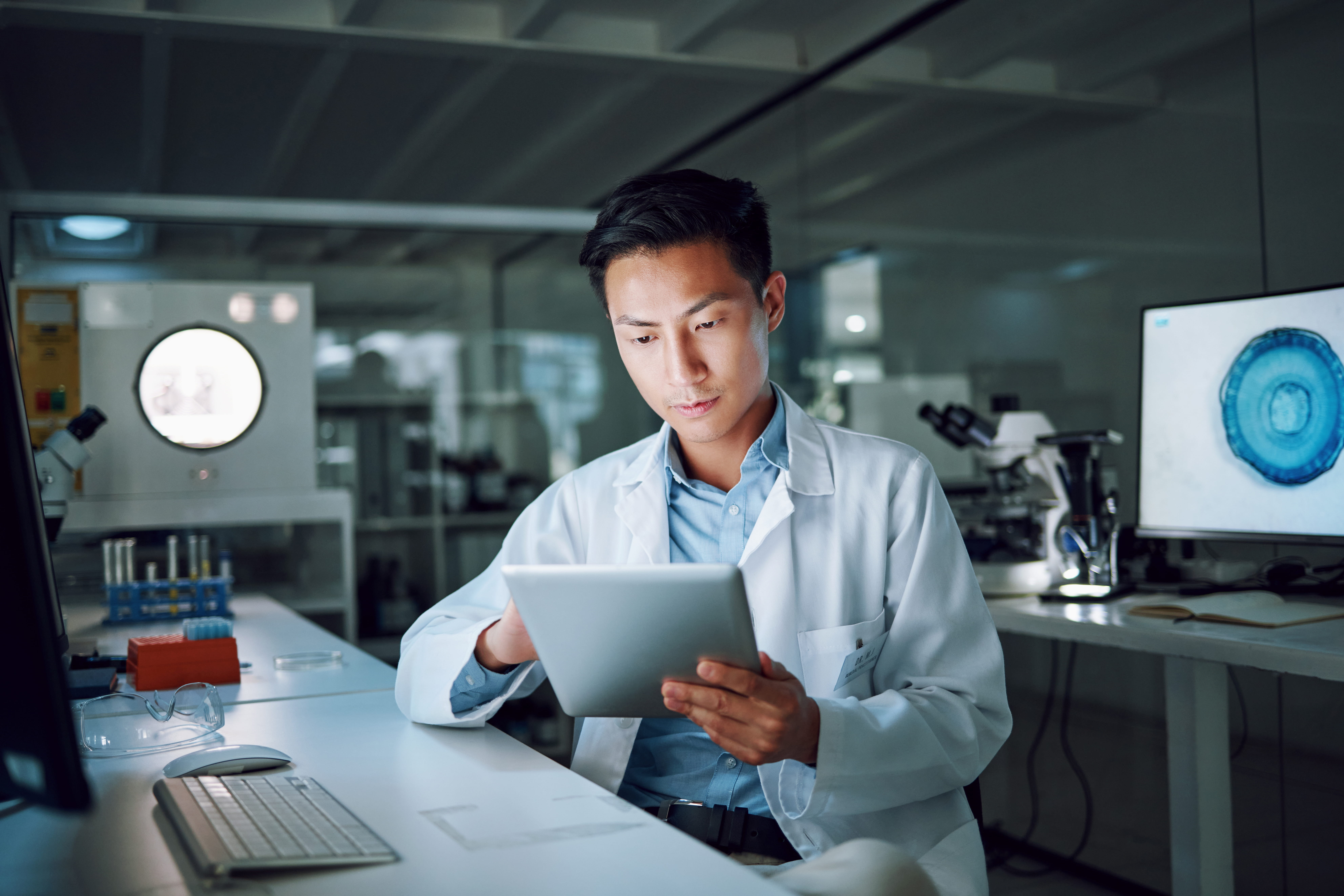 The World Courier team designed a three-phase testing program to validate every aspect of the transport solution.