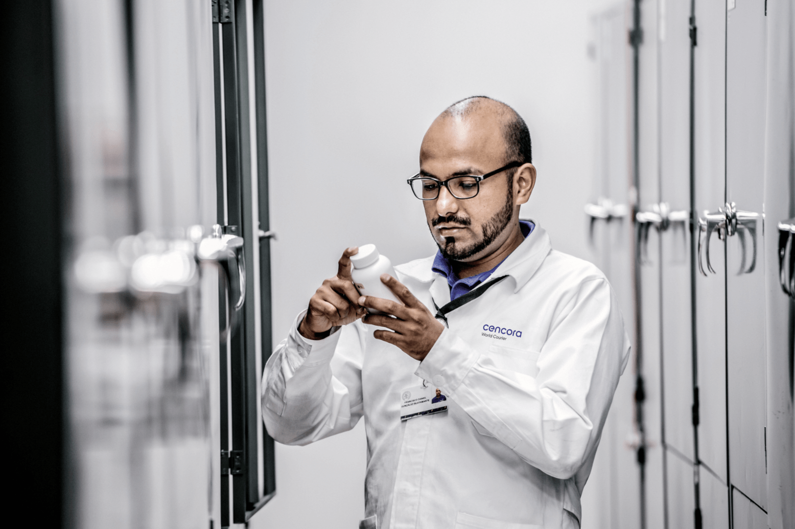 World Courier proficiency in managing the cell therapy supply chain