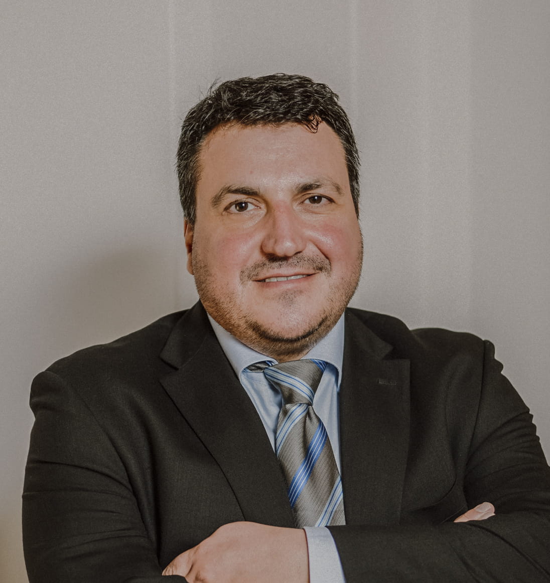 Worldcourier-Raffaele Laciti 2 square