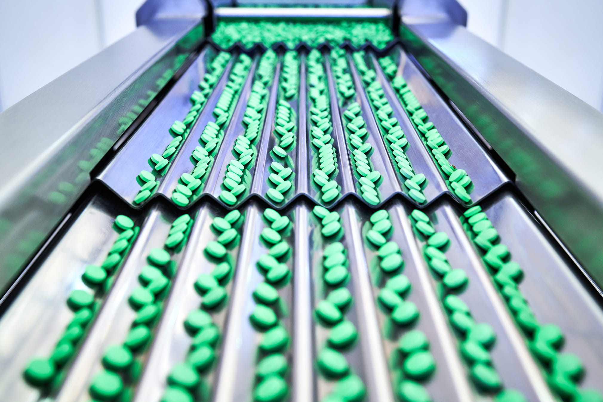 World Courier's advanced inventory management systems offer seamless integration into your supply chain